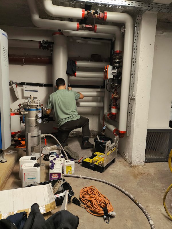 Désembouage d'une chaufferie dans un immeuble